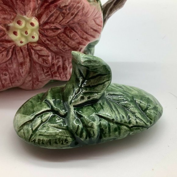 Omnibus Poinsettia Teapot from Fitz and Floyd - Picture 11 of 12